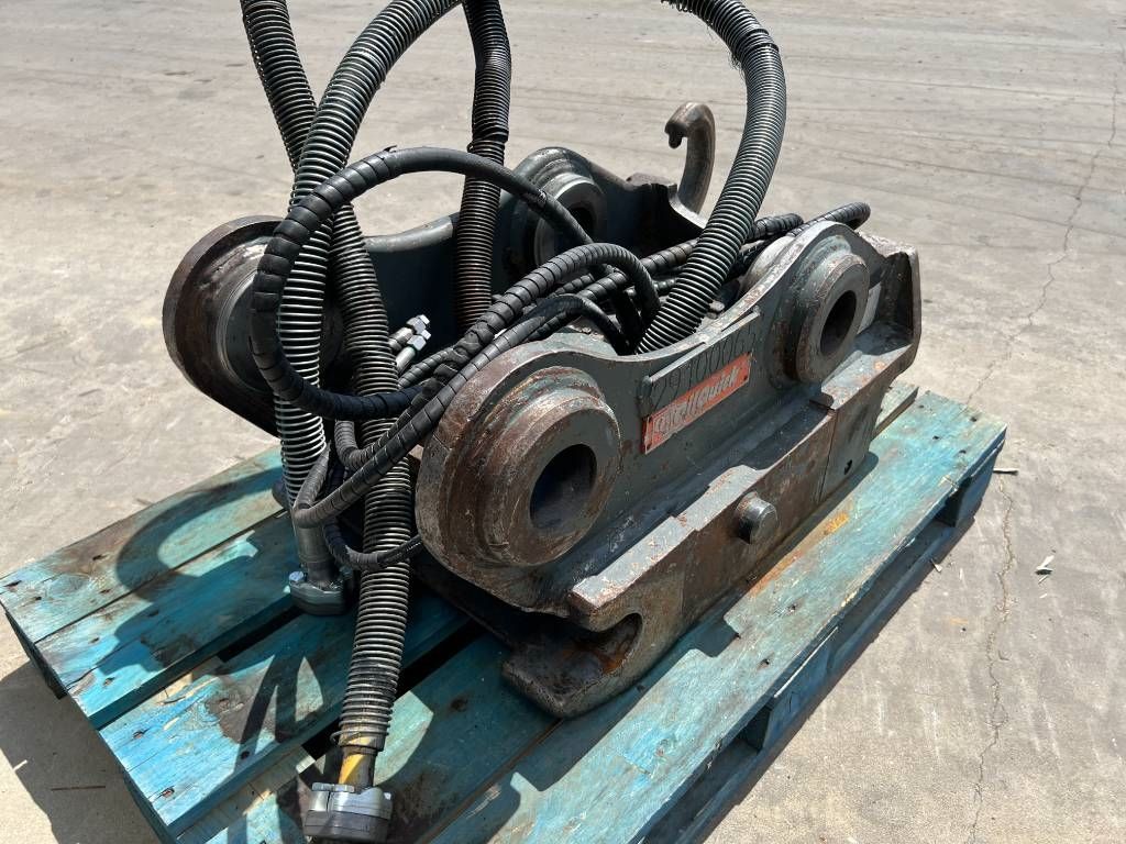 OilQuick OQ70/55 - 323E