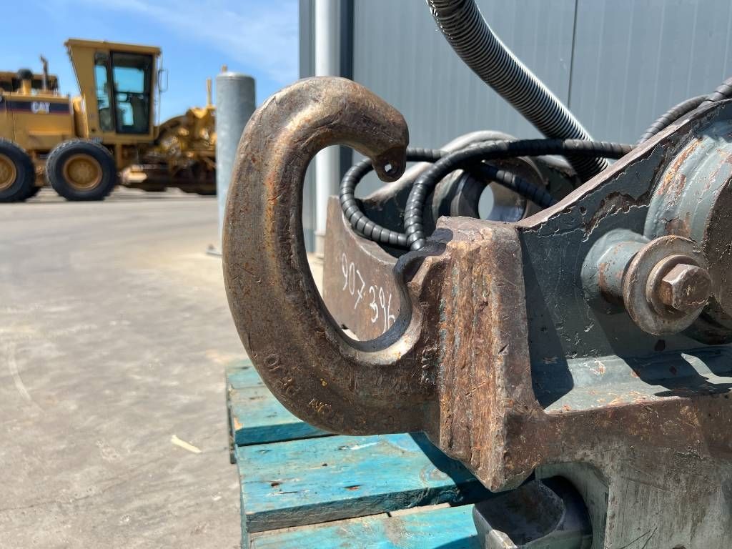 OilQuick OQ70/55 - 323E