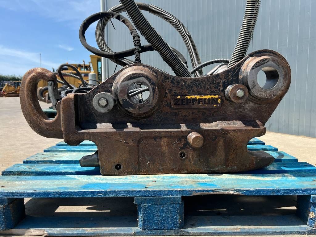 OilQuick OQ70/55 - 323E