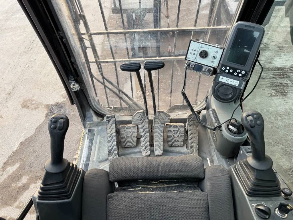 CAT 336D UHD - 21m Demolition + Normal Arm + Bucket