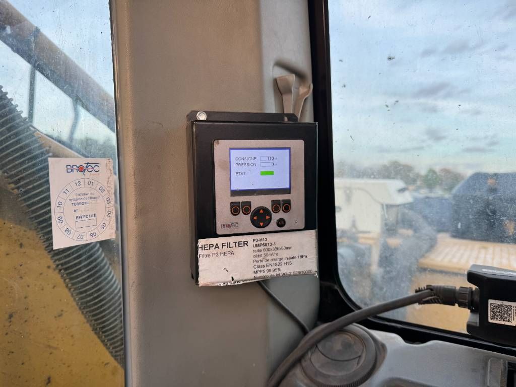 CAT 336D UHD - 21m Demolition + Normal Arm + Bucket