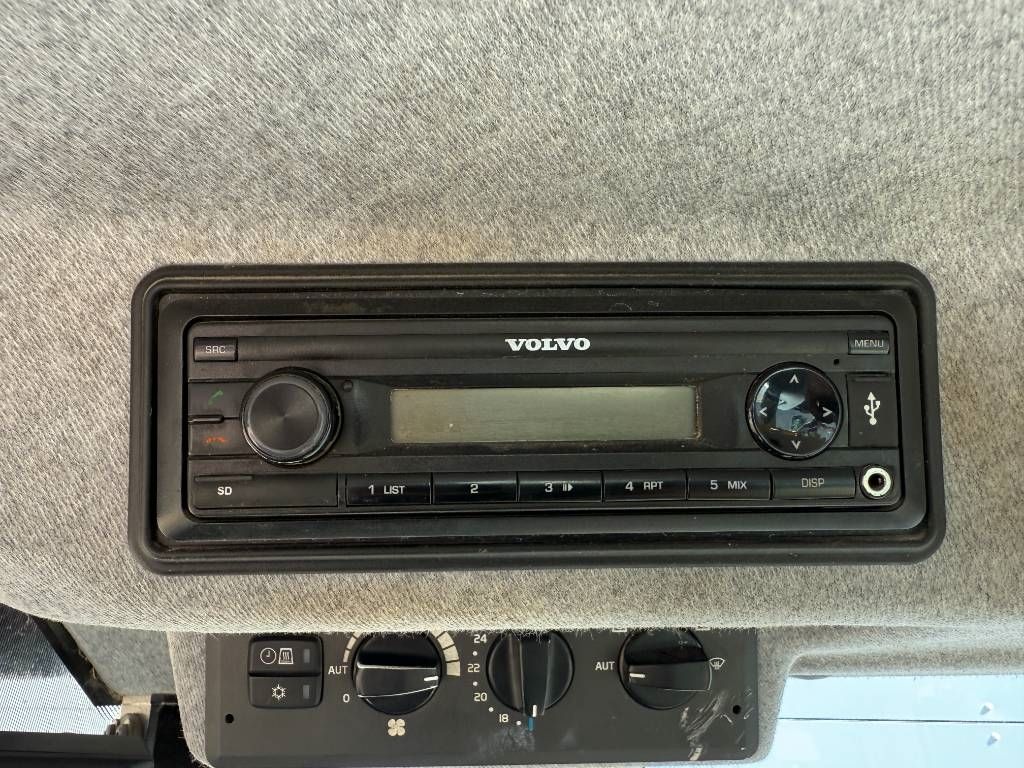 Volvo L120H - 3rd Function / Weight System