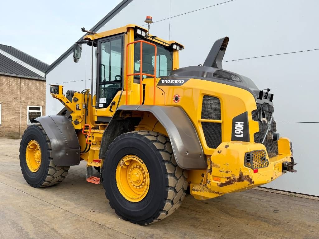 Volvo L90H - 3rd Function / Load Master Weight System