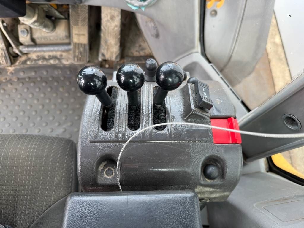 Volvo L90H - 3rd Function / Load Master Weight System