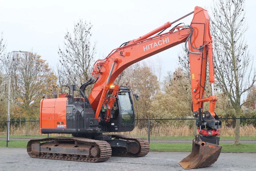 Hitachi ZX225 USRLC-6 | ROTOTILT | 3X BUCKET | TOPCON 3D MC GPS