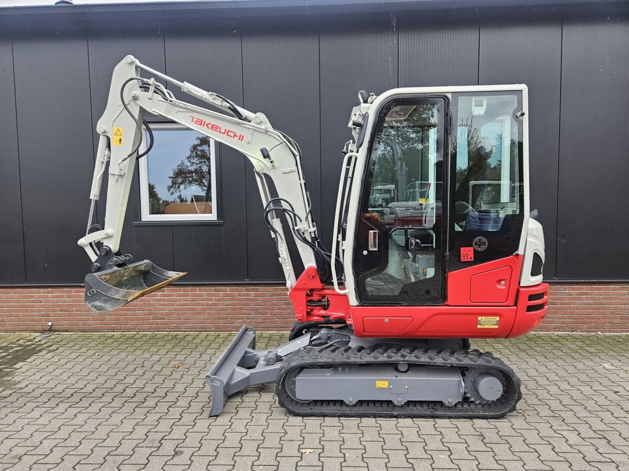 Takeuchi TB230