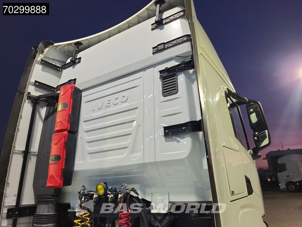 Iveco S-Way 460 4X2 Mega Retarder 2xTanks ACC Euro 6