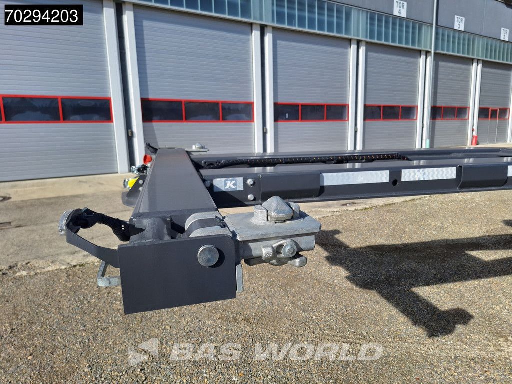 Kässbohrer K.SHG S / 40 - 12 / 27 EU 3 assen Front – Middle – Rear Extendable Container Chassis