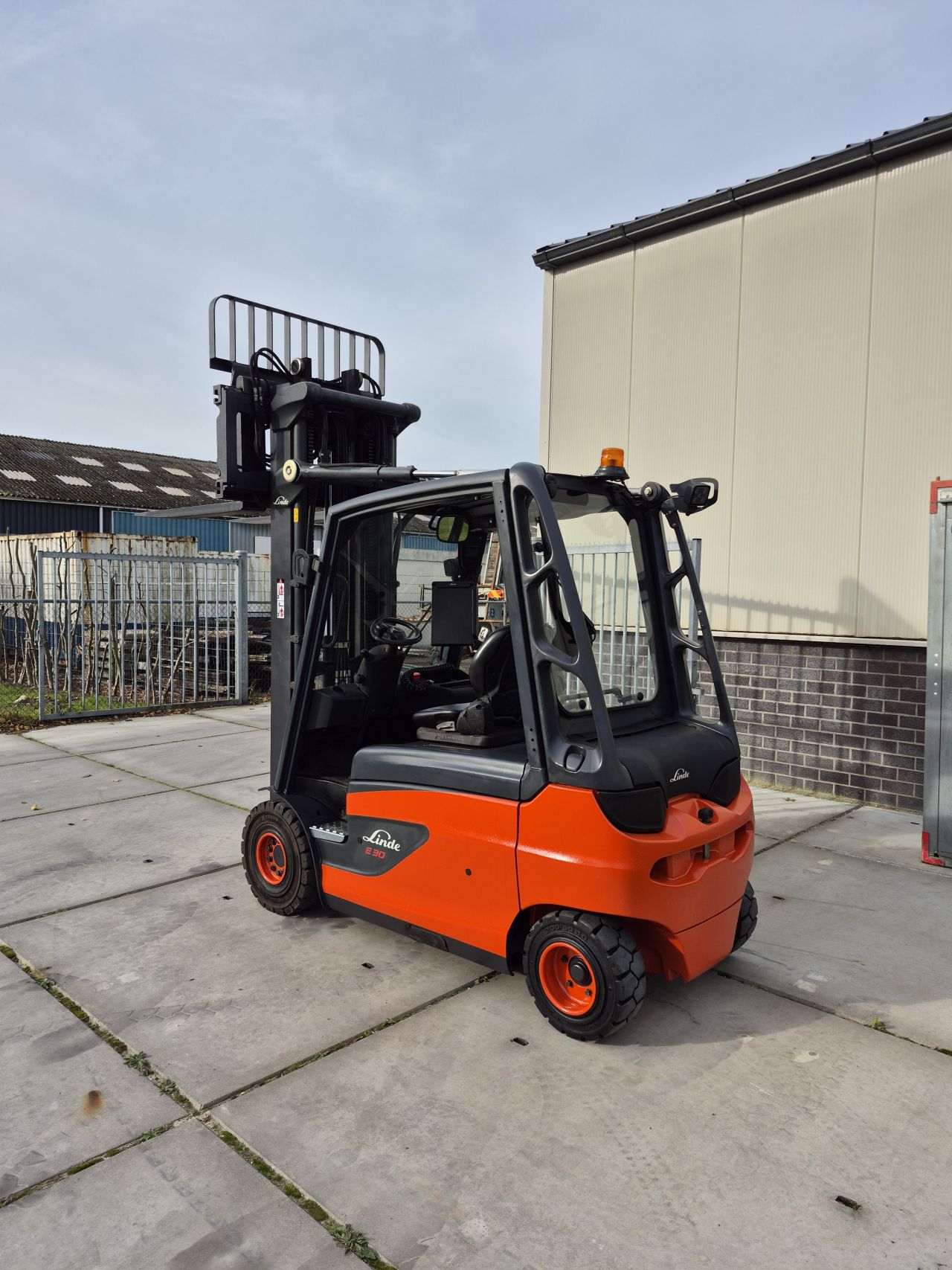 Linde E30L-01 triplex sideshift vorkversteller bj 2014