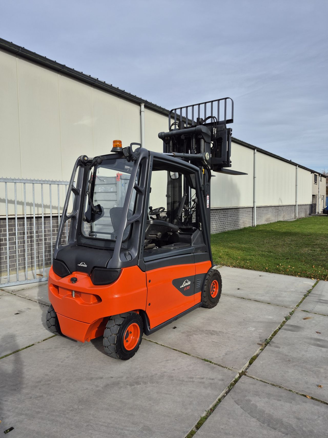 Linde E30L-01 triplex sideshift vorkversteller bj 2014