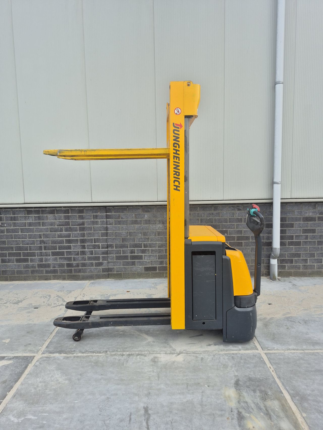 Jungheinrich EJC 214z duplo freelift Initiale heffing 3.700 mm