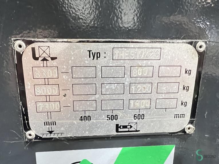 Schubmaststapler Elektrisch OM Thesi B2 K23 2004