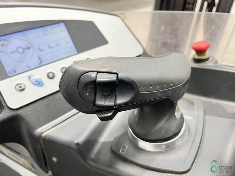 Schubmaststapler Elektrisch Still FM-X14 2019