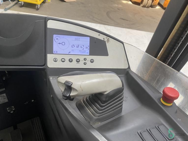 Reachtrucks Electric Still FM-X10 2009