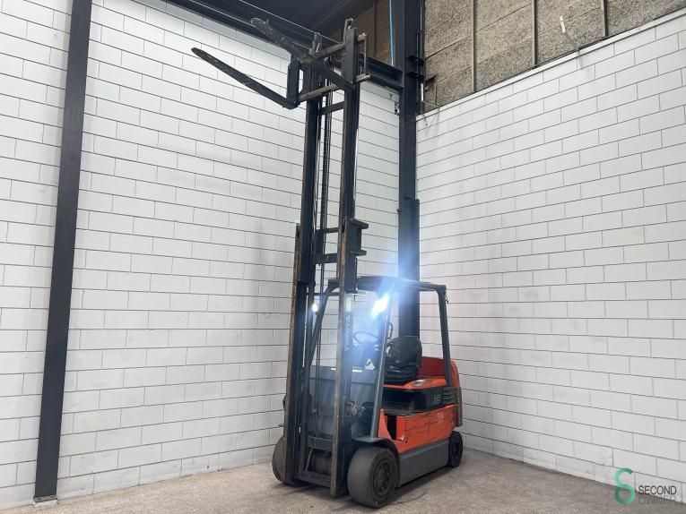 Forklifts Electric Toyota 7 FBMF 35 2006