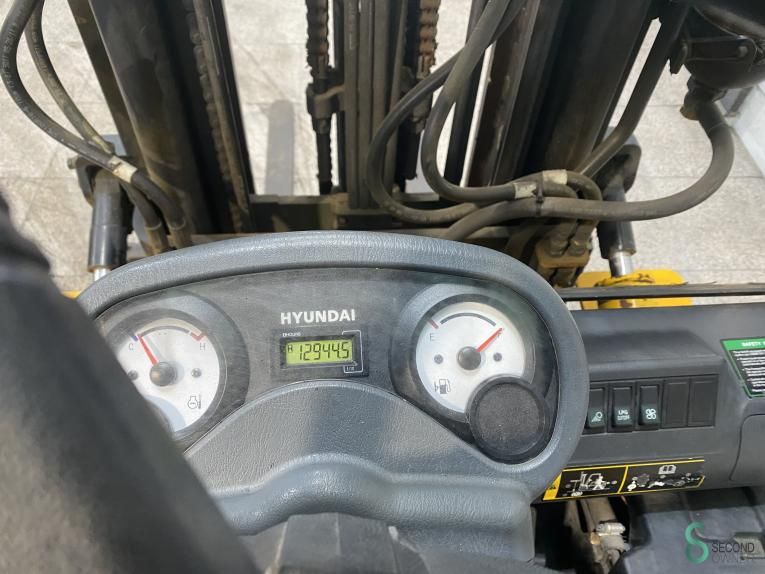Forklifts LPG Hyundai 25L-7A 2012