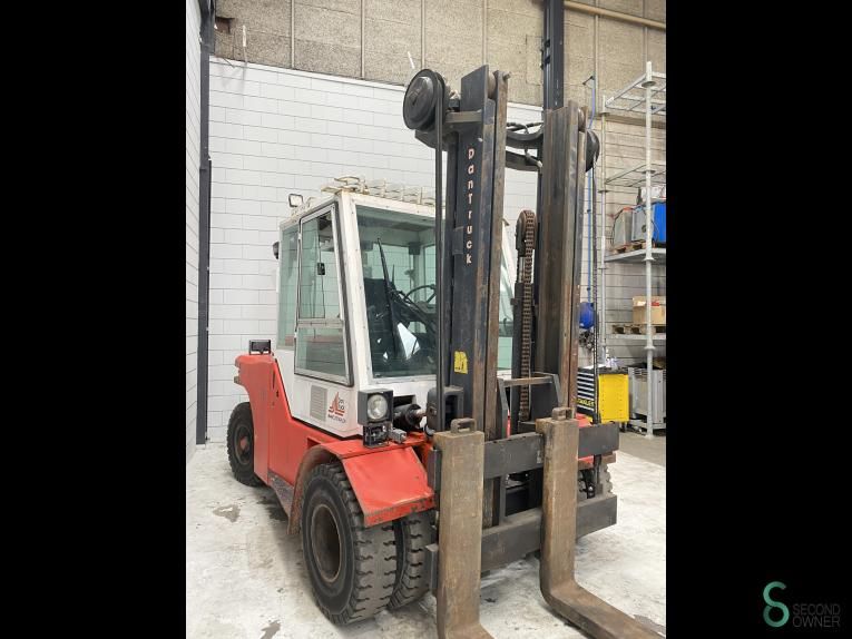 Forklifts Diesel Dan truck 8009-3b