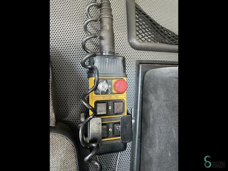 Reinigungsmaschinen Diesel HMF 416 2003