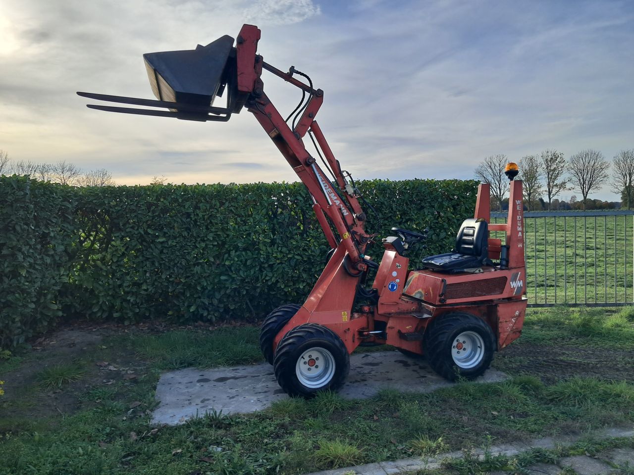 Weidemann 1025 / MARGE / Mini shovel / Loader / Bak en lepels