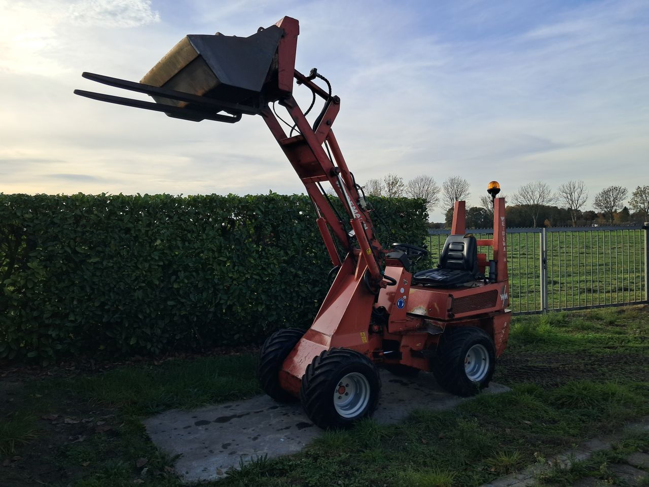Weidemann 1025 / MARGE / Mini shovel / Loader / Bak en lepels