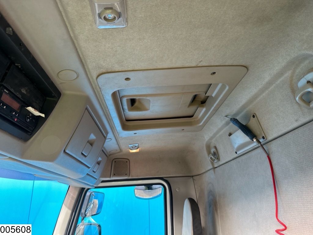 Renault Premium 440 Dxi EURO 3, Hydraulics