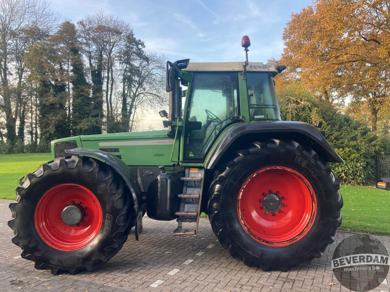 Fendt Favorit 824