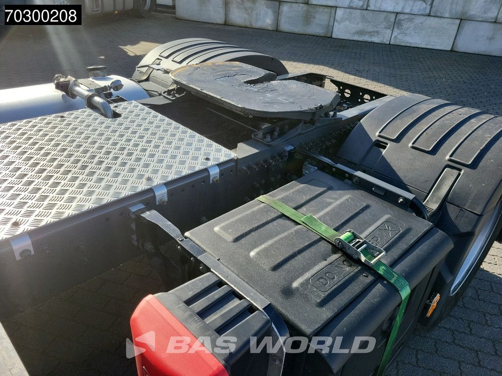 Volvo FH 460 4X2 Chassis K! Globetrotter VEB+ ADR