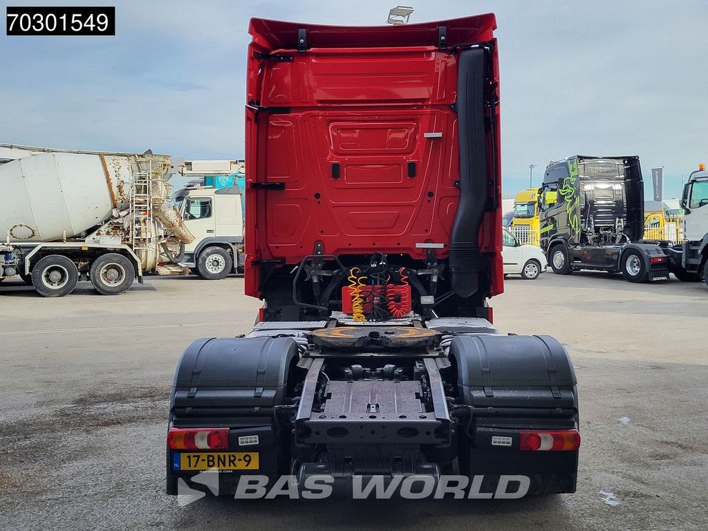 Mercedes Actros 1942 4X2 NL-Truck Mega StreamSpace