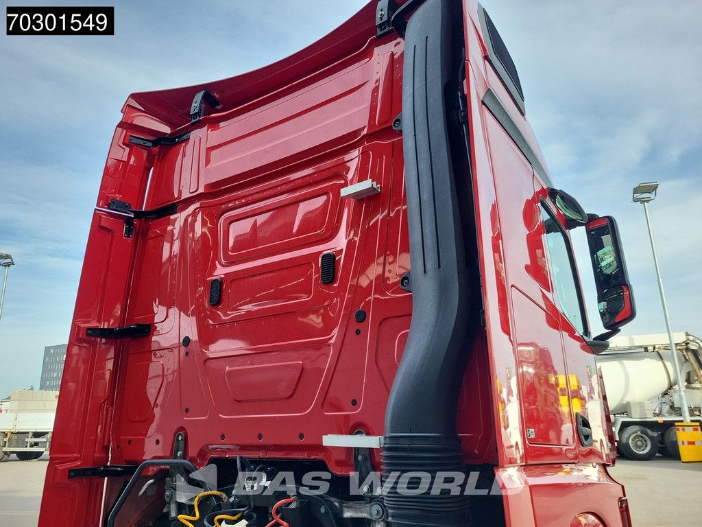 Mercedes Actros 1942 4X2 NL-Truck Mega StreamSpace