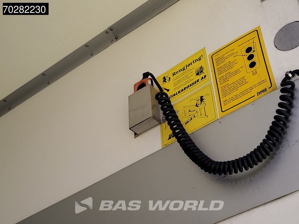 Mercedes Atego Atego 1324 4X2 Thermo-King T-1200R 1500kg Ladebordwand Automatic Euro 6