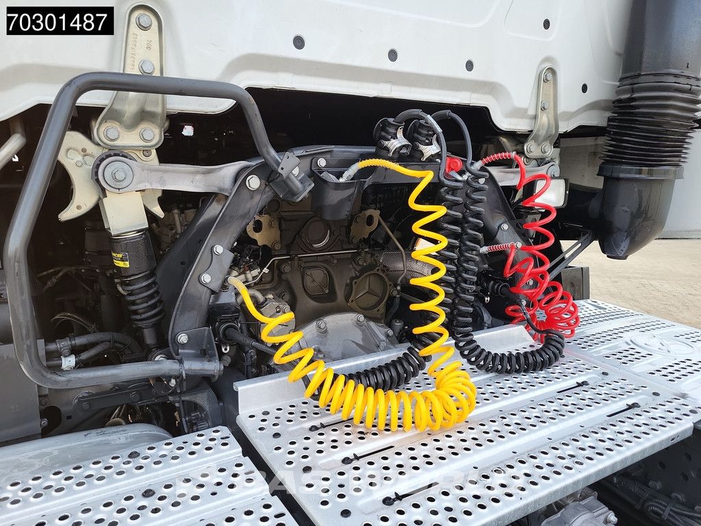 Mercedes Actros Actros 1845 4X2 BigSpace 2xTanks MirrorCam