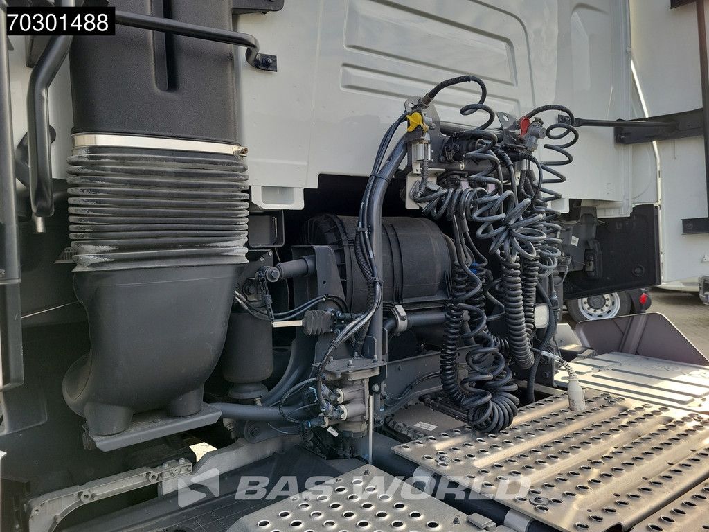 Renault T 480 4X2 Low Mileage! 80% Tyres NL-Truck HSC 2x Tanks