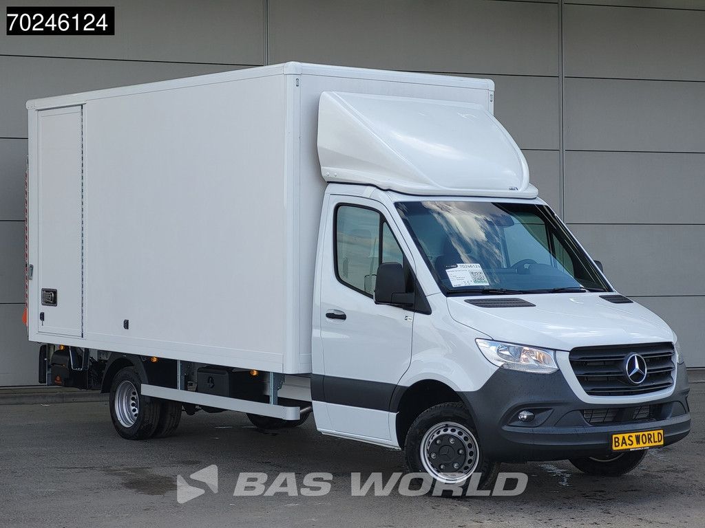 Mercedes Sprinter 515 CDI Automaat 1000kg Laadklep Zijdeur Dubbellucht Bakwagen MBUX Airco Cruise CarPlay D'Hollandia Euro6 Koffer Meubelbak 21m3 Klima Tempomat