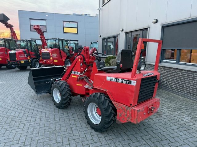 Schaffer 336 Minishovel Kniklader Giant Weidemann Avant