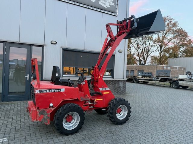 Schaffer 336 Minishovel Kniklader Giant Weidemann Avant