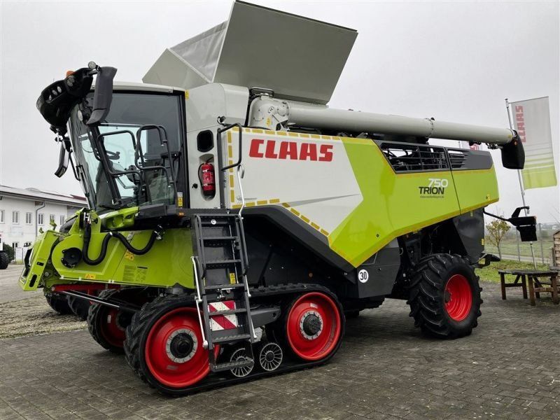 Claas TRION 750 TERRA TRAC TT
