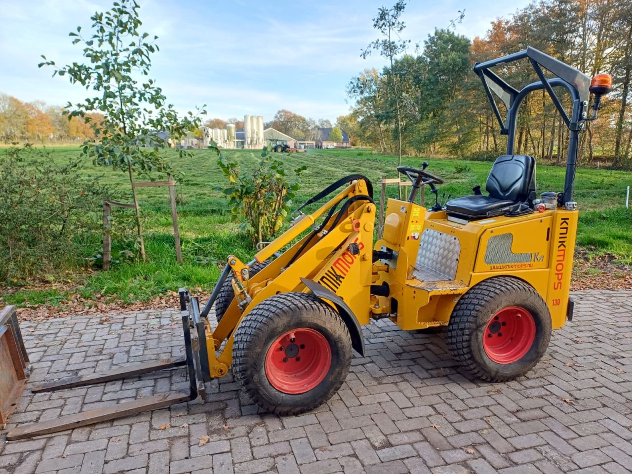 Knikmops 130 | bj2018 | 1793 uur VERKOCHT