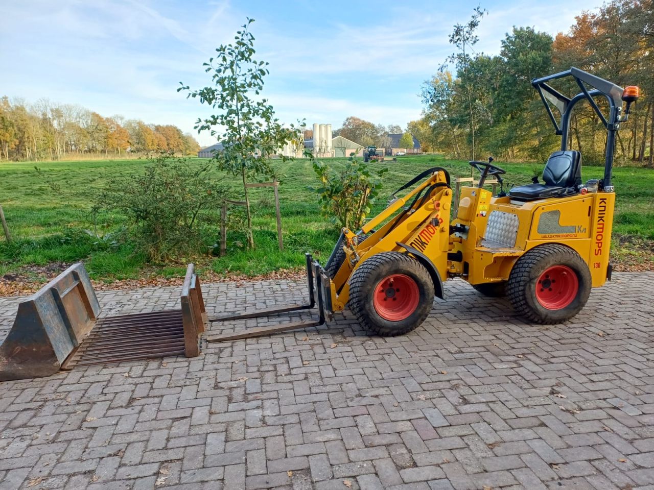 Knikmops 130 | bj2018 | 1793 uur VERKOCHT