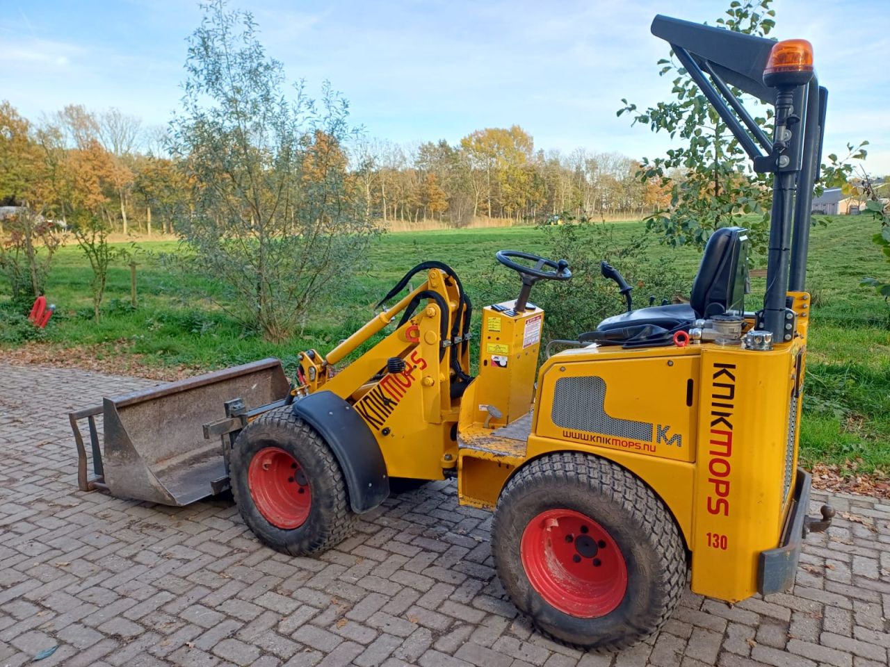 Knikmops 130 | bj2018 | 1793 uur VERKOCHT