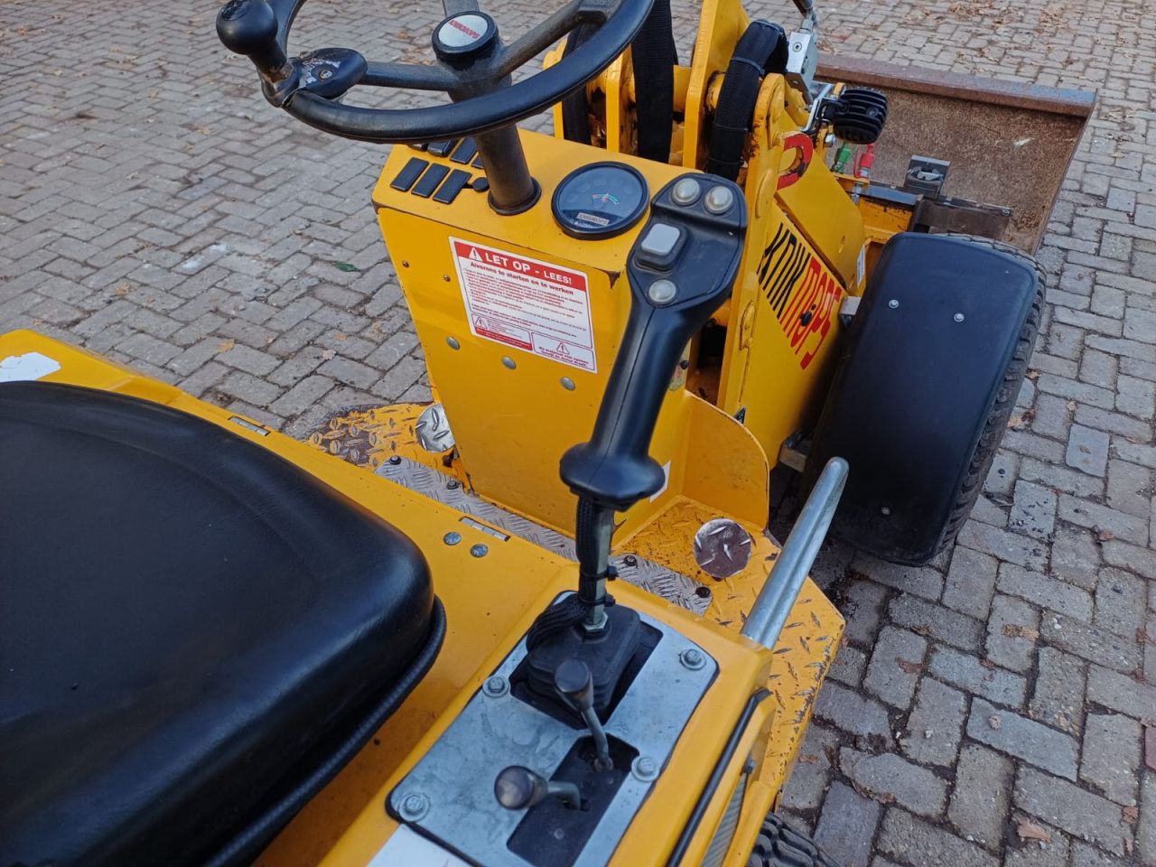 Knikmops 130 | bj2018 | 1793 uur VERKOCHT