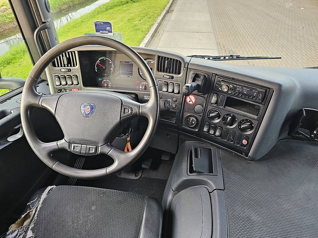SCANIA P230