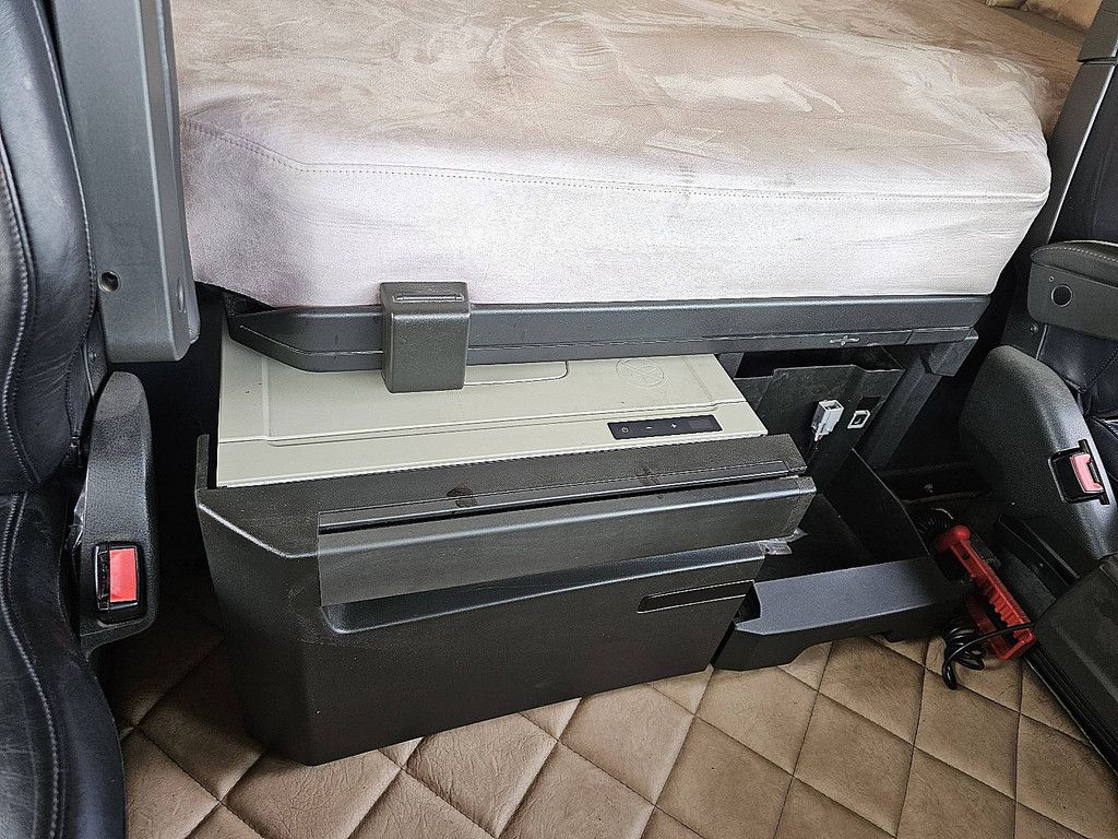 VOLVO FH 540 6x2 steered 440tkm