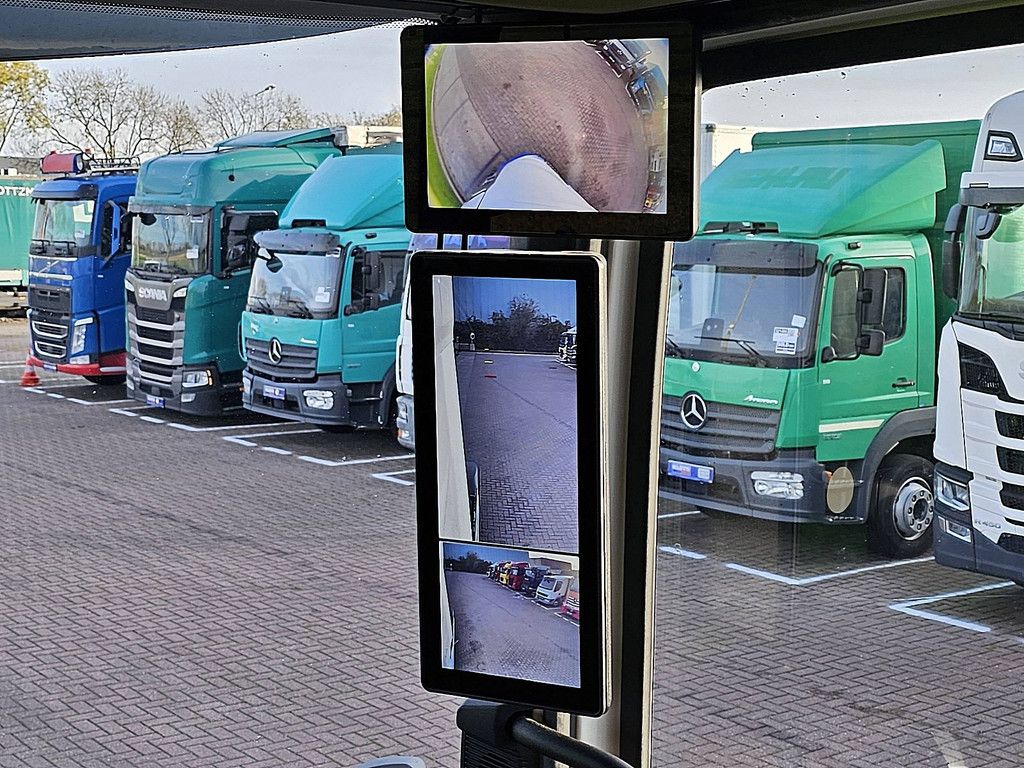 DAF XG+ 480 xg+ 2x tank skirts