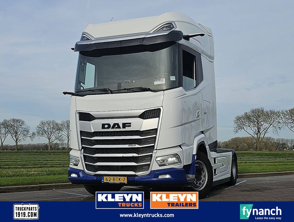DAF XG+ 480 xg+ 2x tank skirts