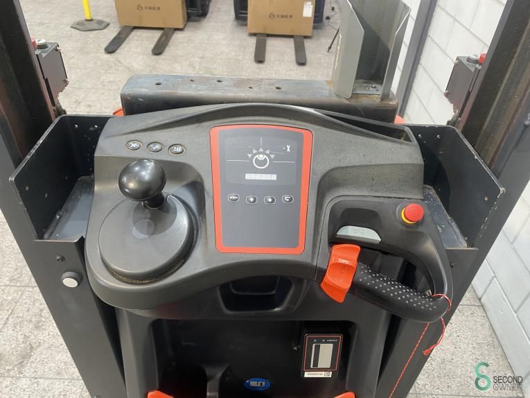 Orderpickers Electric Linde V10-02 2019