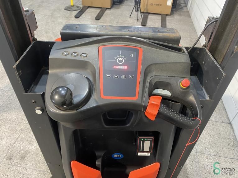 Orderpickers Electric Linde V10-02 2019