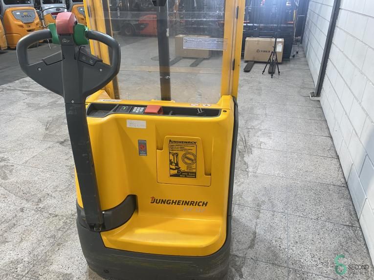 Stackers Electric Jungheinrich EJC 112 2014