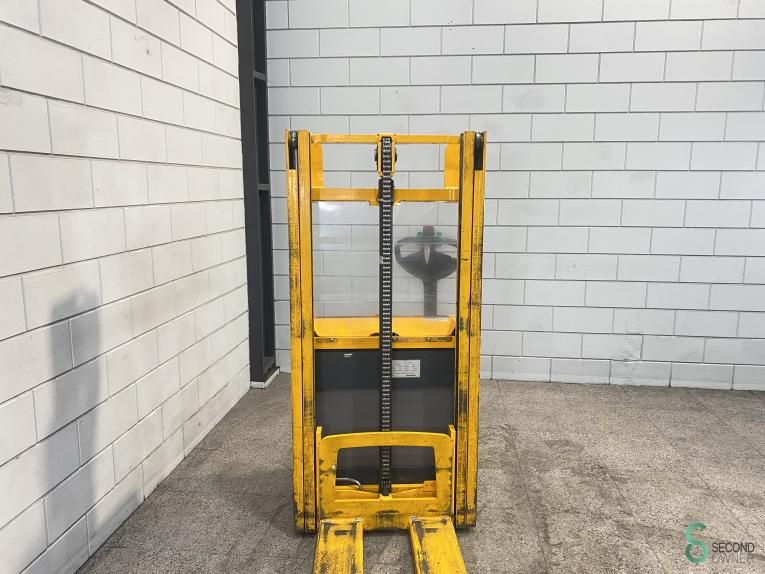 Stackers Electric Jungheinrich EJC 112 2013