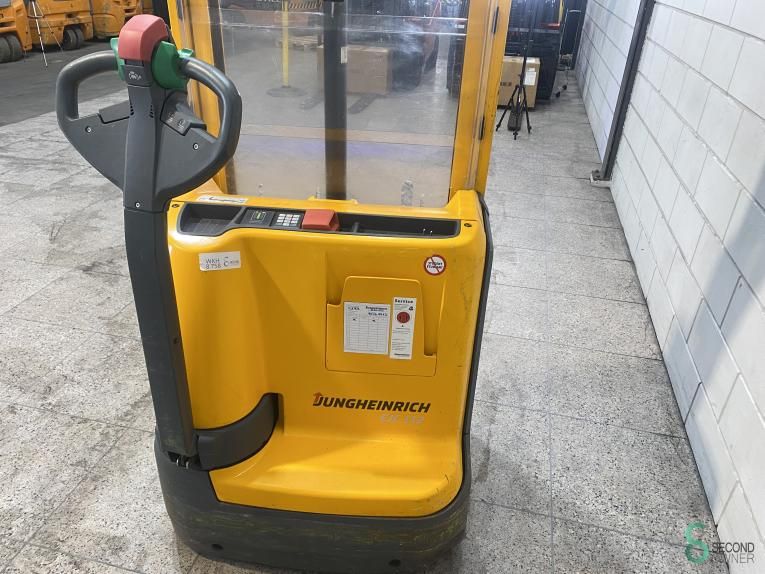 Stackers Electric Jungheinrich EJC 112 2013