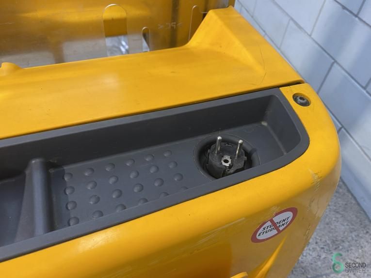 Stackers Electric Jungheinrich EJC 112 2013